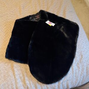 Luxurious Black Faux Fur Shawl
